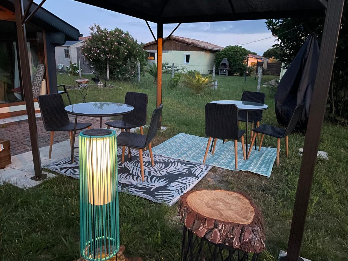 ホテル Aux Bonheurs Landais Linxe エクステリア 写真